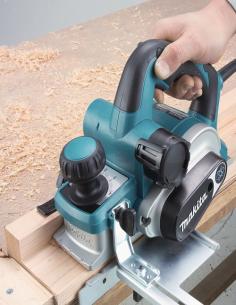 Cepillo Makita 1050w. 0-4mm.82mm. KP0810C 2