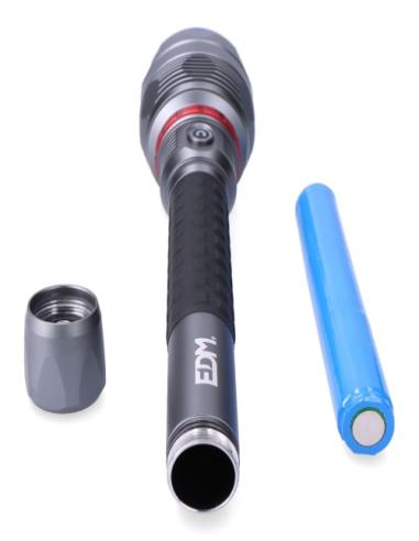 Linterna Led de Largo Alcance 23.000Lm.